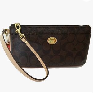 NWOT Coach Peyton Brown Tan Signature Go Wallet Wristlet 51258